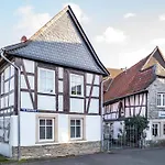 1 * Wallhausen (Rhineland-Palatinate)