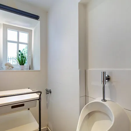 1 * Wallhausen (Rhineland-Palatinate)